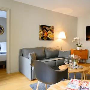 Suites&hôtel Helzear Champs-elysées Parigi