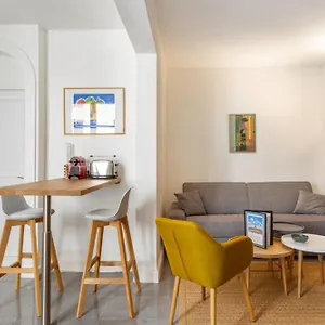 Apartment Du Marche St Honore - Welkeys, Paris
